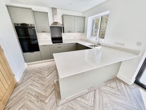Kitchen area- click for photo gallery